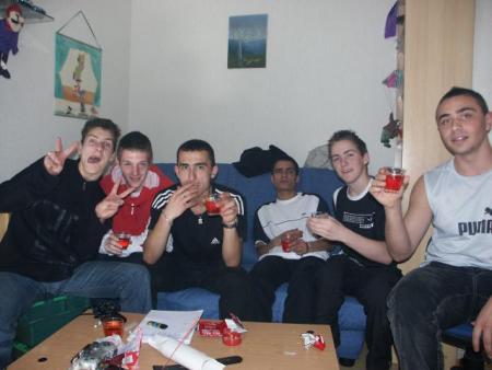 La bande ac ki jtraine tt le tps mnt